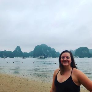 Meet your Posher, Liz